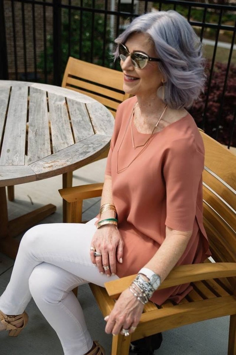 Как подобрать одежду пожилой женщине