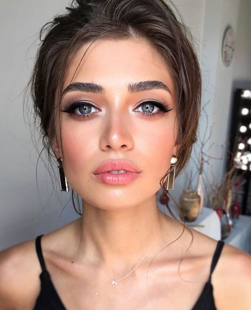 праздничный макияж 2022