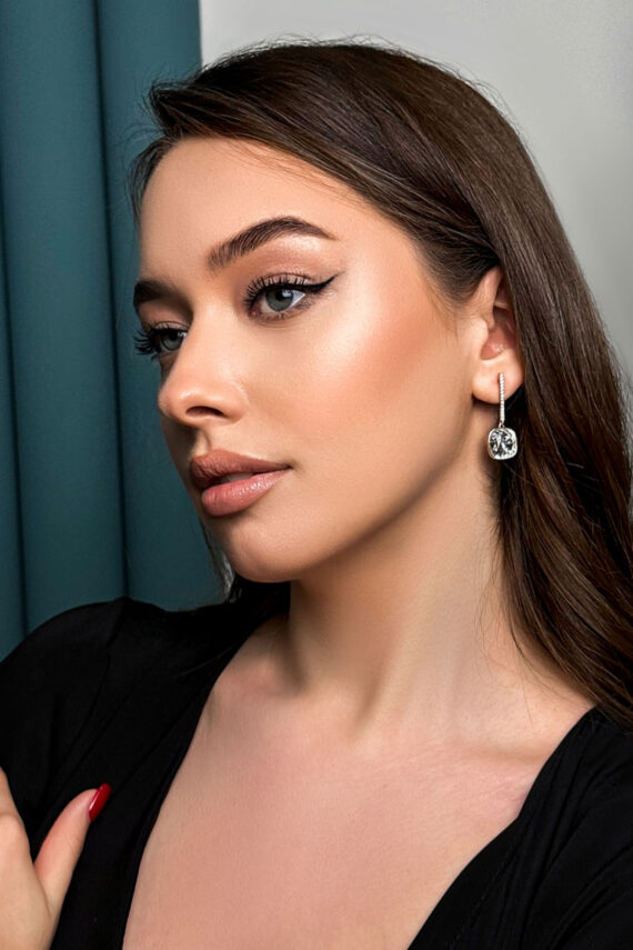 Сережки Crystal Dangle Earrings 450 Білі